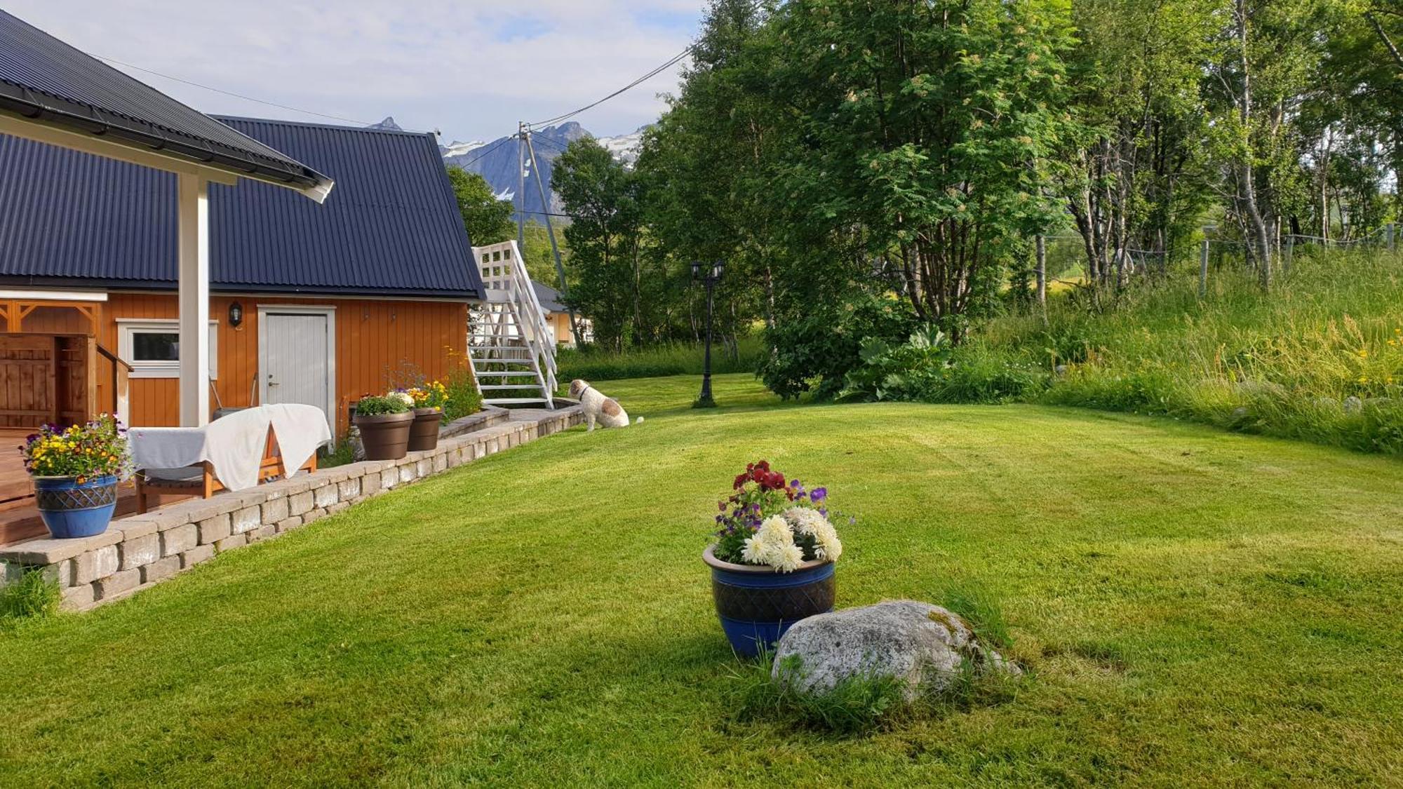 Tromtind Lodge Tromso Exterior photo